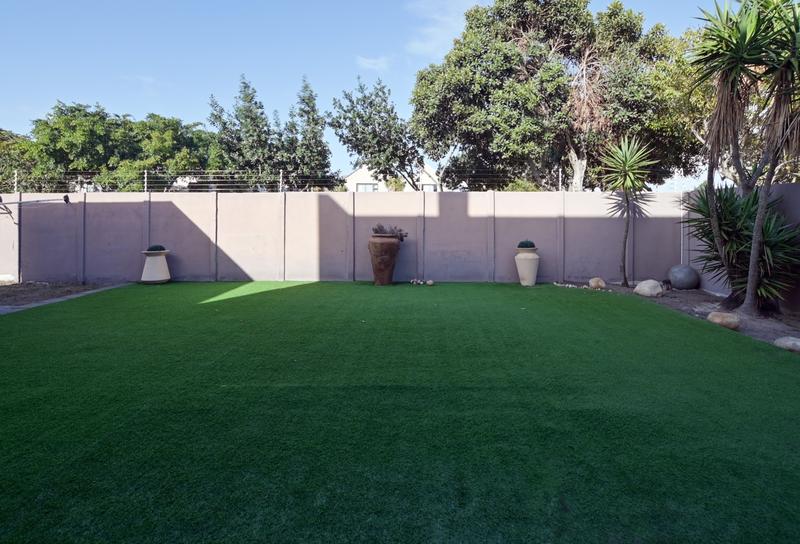 5 Bedroom Property for Sale in Parklands Western Cape